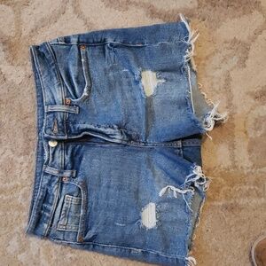 Old Navy Raw Edge Distressed cut off shorts size 4